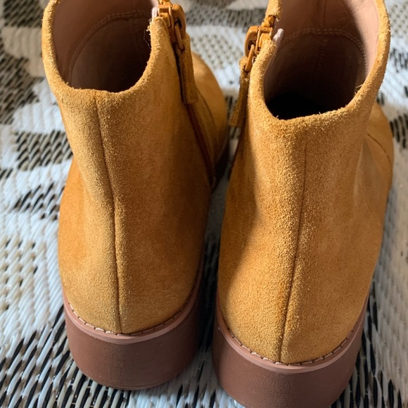 Fitflop Mustard Suede Footwear - Picture 8 of 8